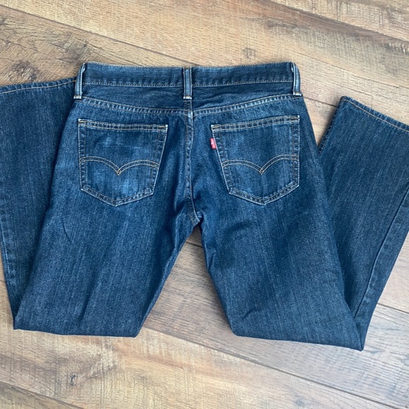 Vintage Ladies Levi’s. Dark blue denim wash. Boot cut. Size 30x30. - Picture 2 of 6